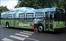 gm-hybrid-bus.jpg